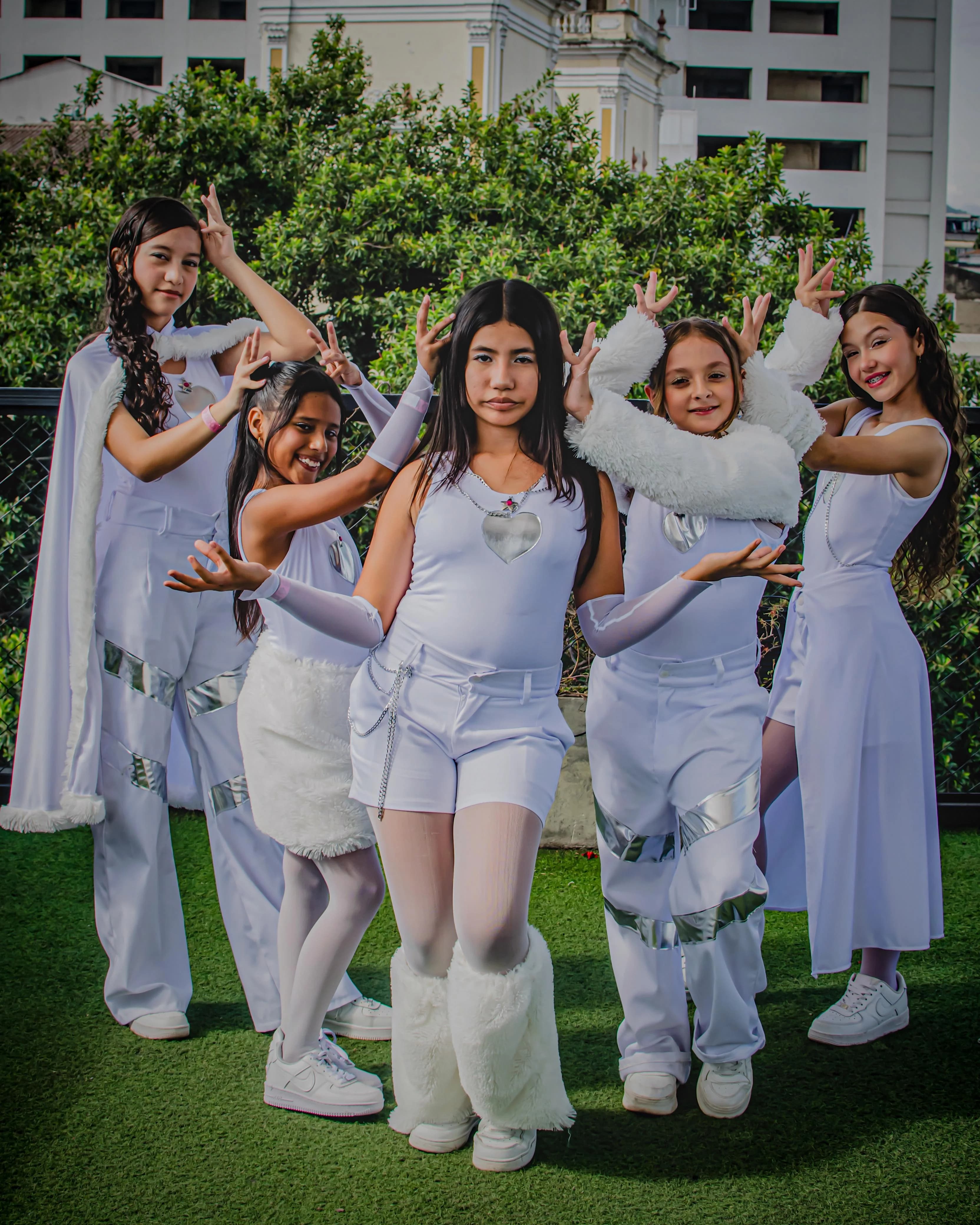 Grupo de baile estilo K-pop